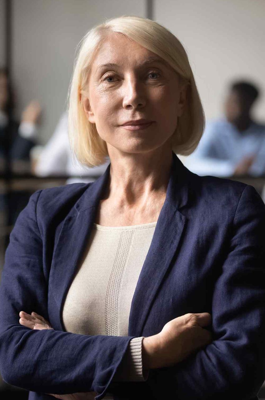 https://aguns.ghpush.com/wp-content/uploads/2019/02/team_04-850x1280.jpg